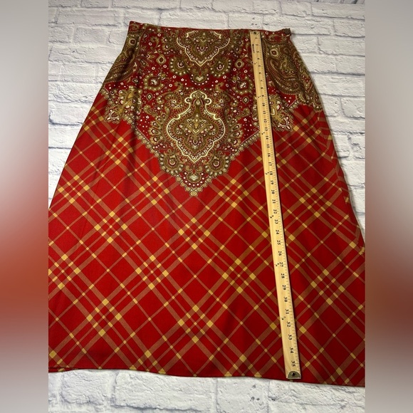 Vintage Jones New York Country Red and Gold Patterned Midi Skirt. 100% Silk! - Picture 7 of 9